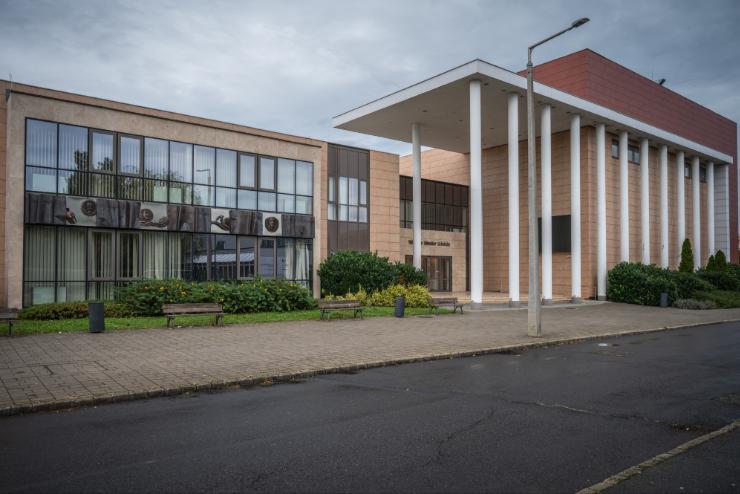 Megnyitja kapuit a Weres Sndor Sznhz is