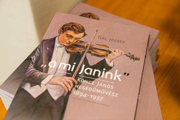 A mi Janink - bemutattk a Koncz Jnos-ktetet