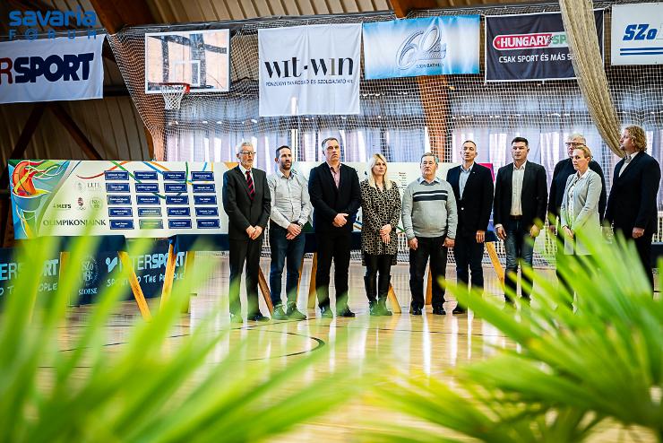 Olimpiai Tblt avattak az egyetemi sportcsarnokban (kpgalrival)