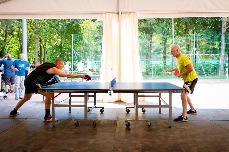 Sportos vetlkedkkel nnepeltk a kztisztviselk napjt a vroshza dolgozi
