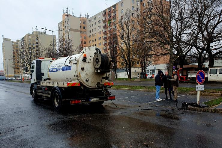 Megtisztul a Szombathelyi Vsrcsarnok krnyke