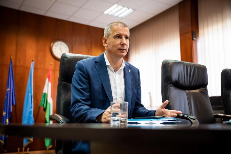 Ez egy j vros – interj dr. Nemny Andrs polgrmesterrel a vlaszts utn